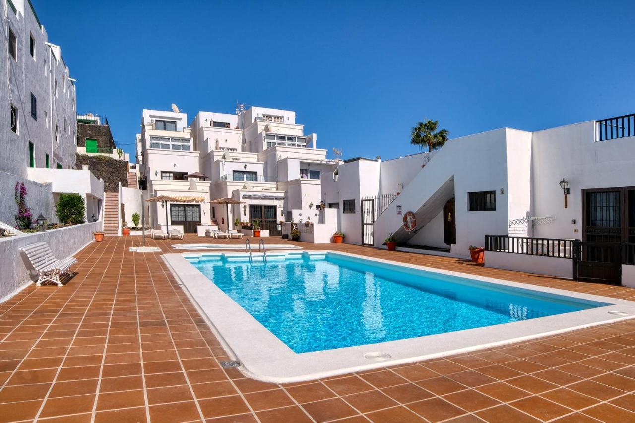 Вилла Sea Waves Lanzarote 500M From Playa Grande Big Terrace And Pool Пуэрто дель Кармен Экстерьер фото