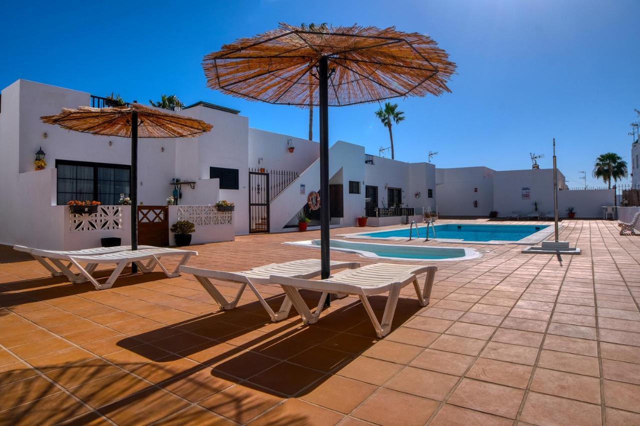 Вилла Sea Waves Lanzarote 500M From Playa Grande Big Terrace And Pool Пуэрто дель Кармен Экстерьер фото
